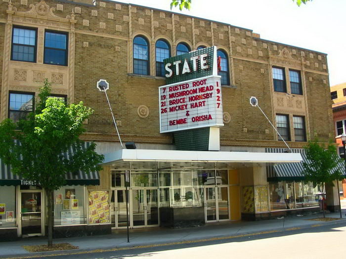 State Theatre - July 2002 Photo (newer photo)